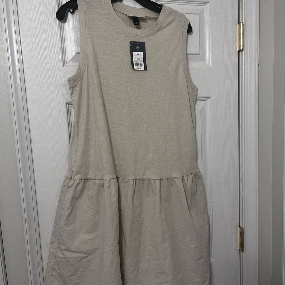 Universal Thread Cream Sleeveless Midi Dress